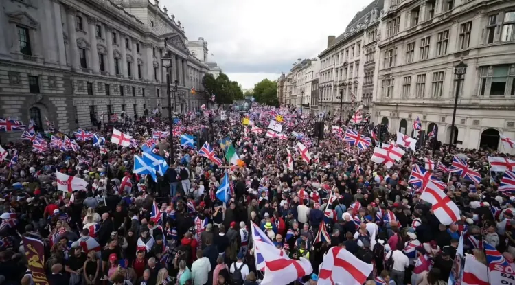 ஒரு வாரம் முடங்குமா பிரித்தானியா? – புலம்பெயர்வோருக்கு எதிரான ஒருவார மாபெரும் வேலைநிறுத்த அழைப்பு