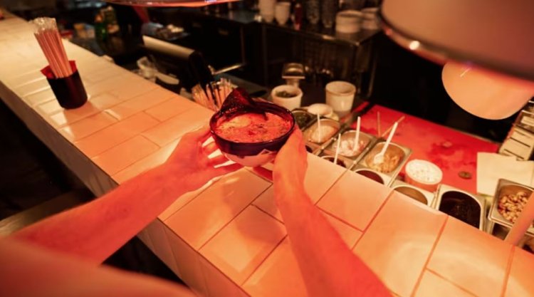 சீனச் சுற்றுப்பயணிகளுக்கு வேறு விலை: சர்ச்சையில் சிக்கிய ஜப்பானிய ராமேன் உணவகம்