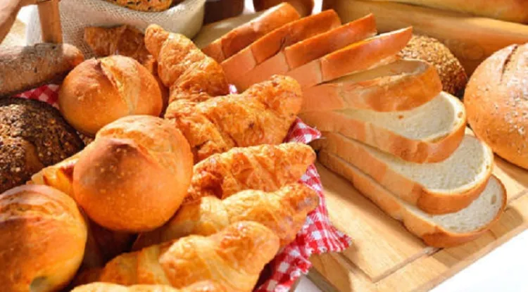 இன்று நள்ளிரவு முதல் பாண் விலை உயர்வு: பேக்கரி உணவுகளின் விலைகளும் அதிரடி அதிகரிப்பு!