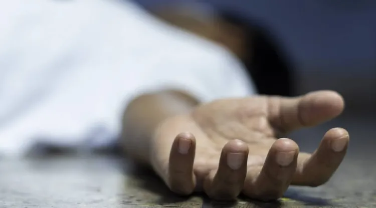 கிளிநொச்சி குடமுருட்டியில் விபத்து: நாவற்பழம் விற்ற 10 வயதுச் சிறுவன் உயிரிழப்பு