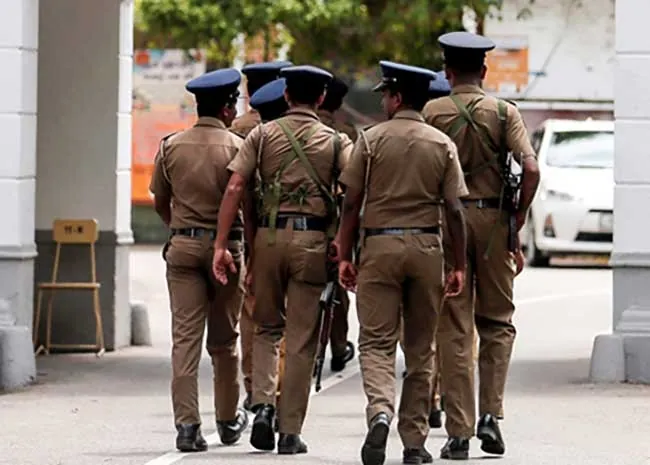 மட்டக்களப்பு சித்தாண்டியில் குடும்பப் பெண் கத்தியால் குத்திக் கொலை: தலைமறைவான கணவருக்குப் பொலிஸார் வலைவீச்சு
